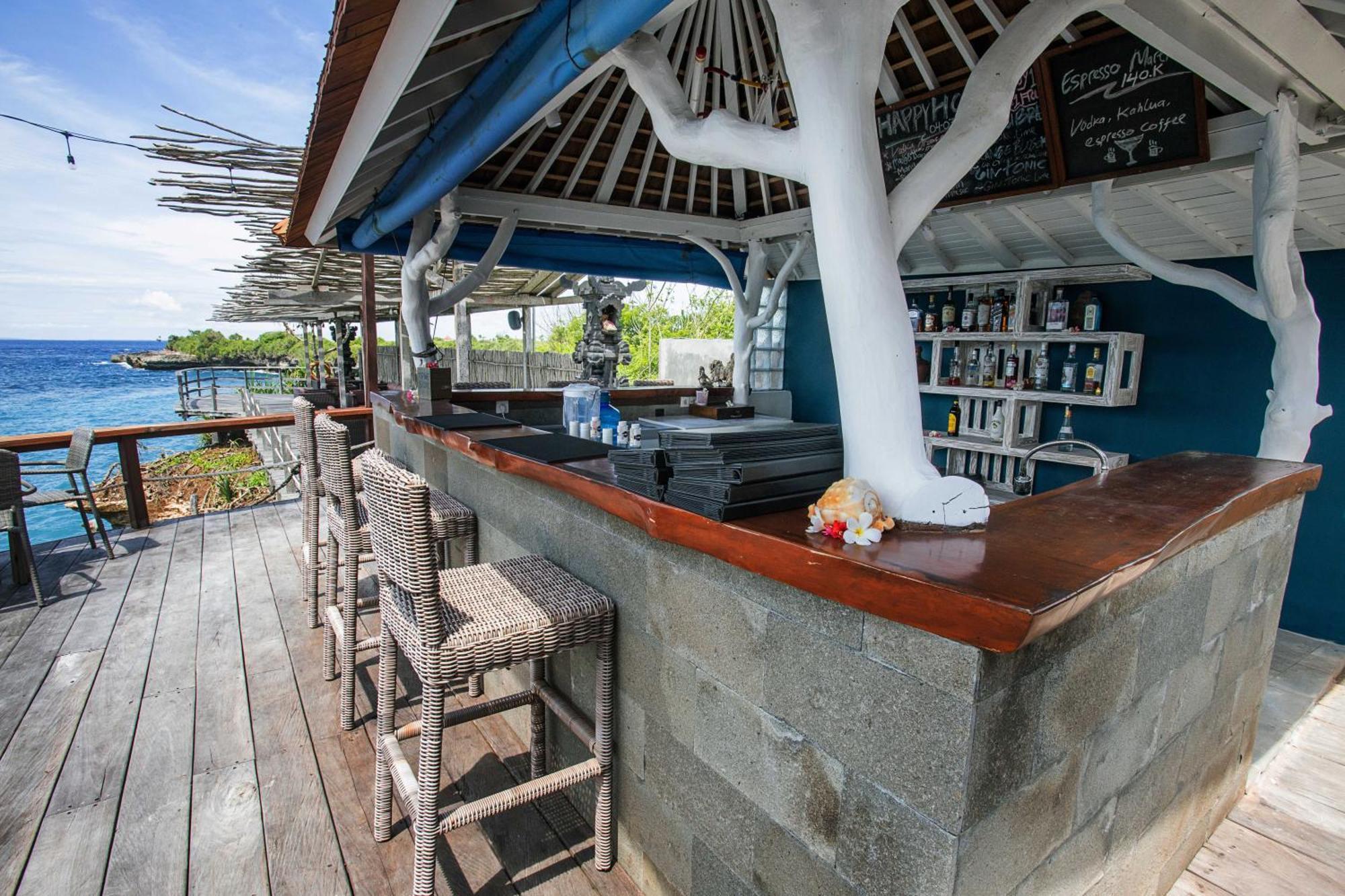 Water Blow Huts Lembongan Exterior photo