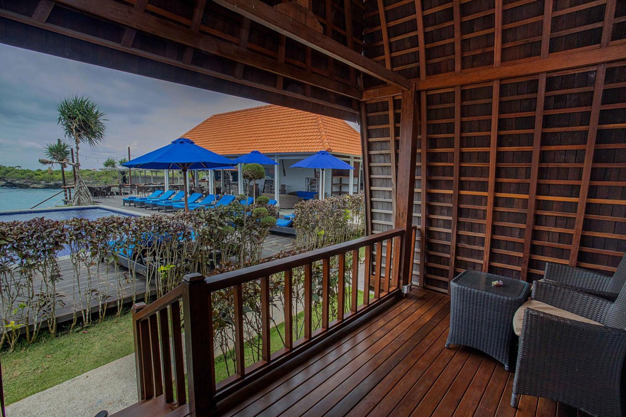 Water Blow Huts Lembongan Exterior photo