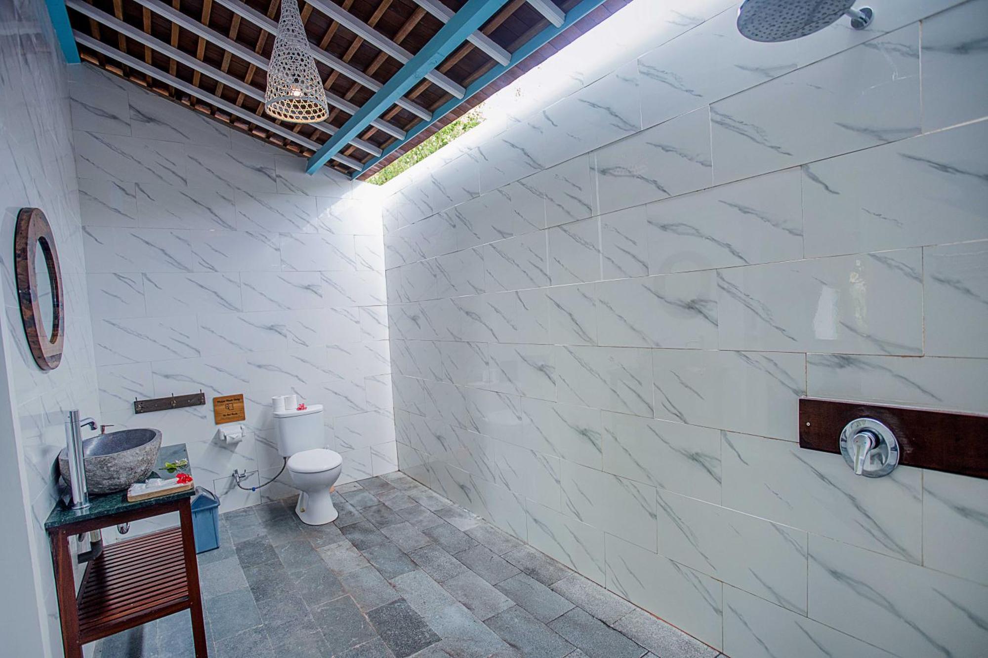 Water Blow Huts Lembongan Exterior photo
