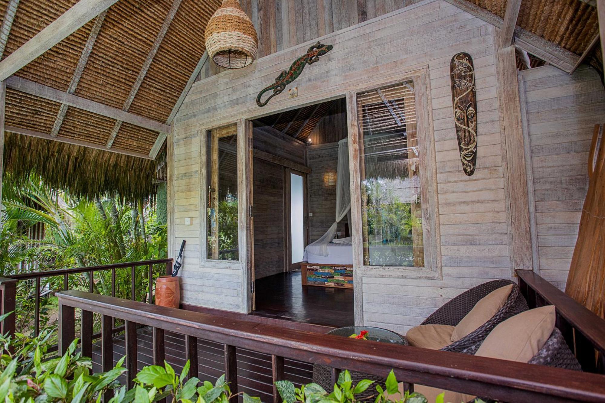 Water Blow Huts Lembongan Exterior photo
