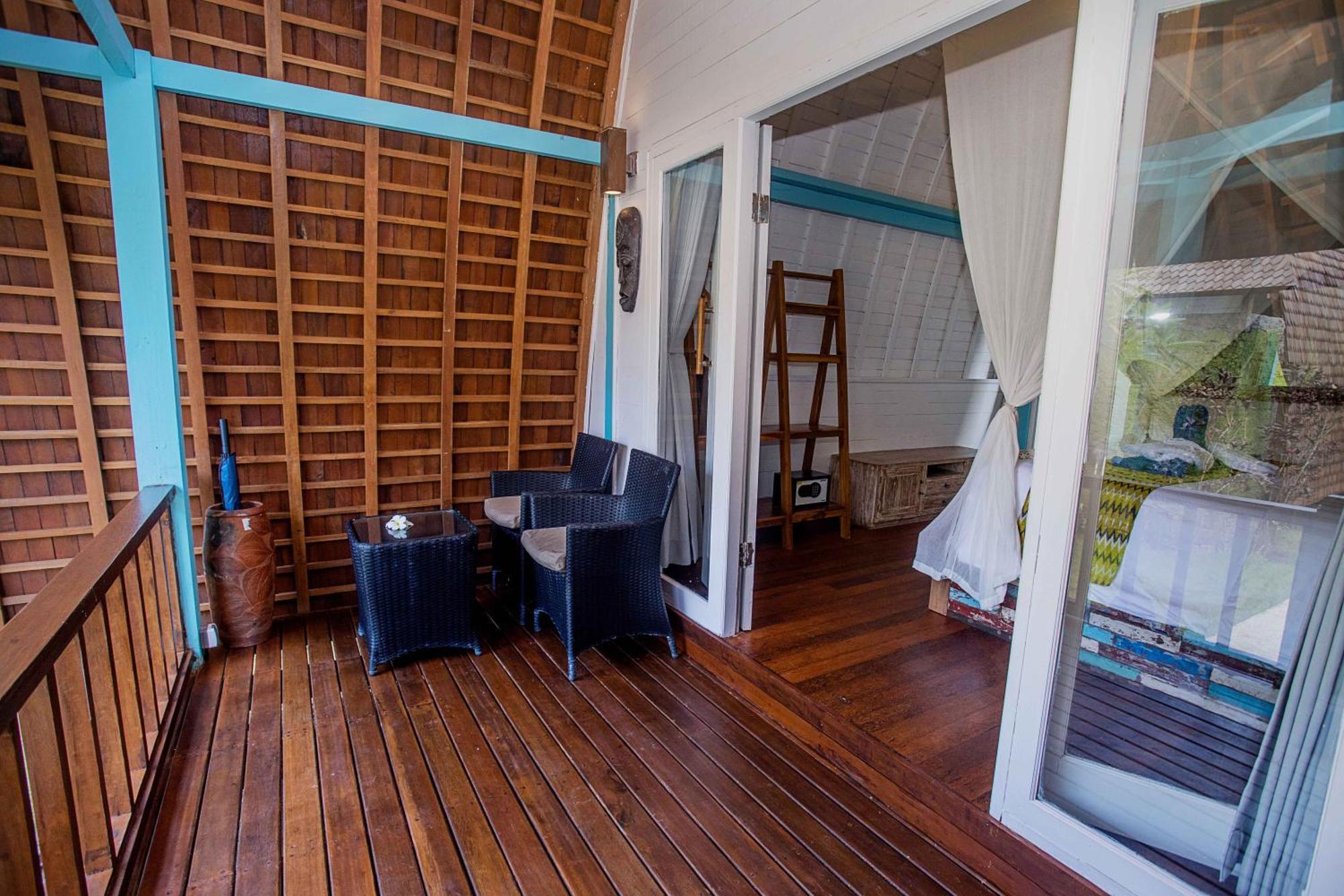 Water Blow Huts Lembongan Exterior photo