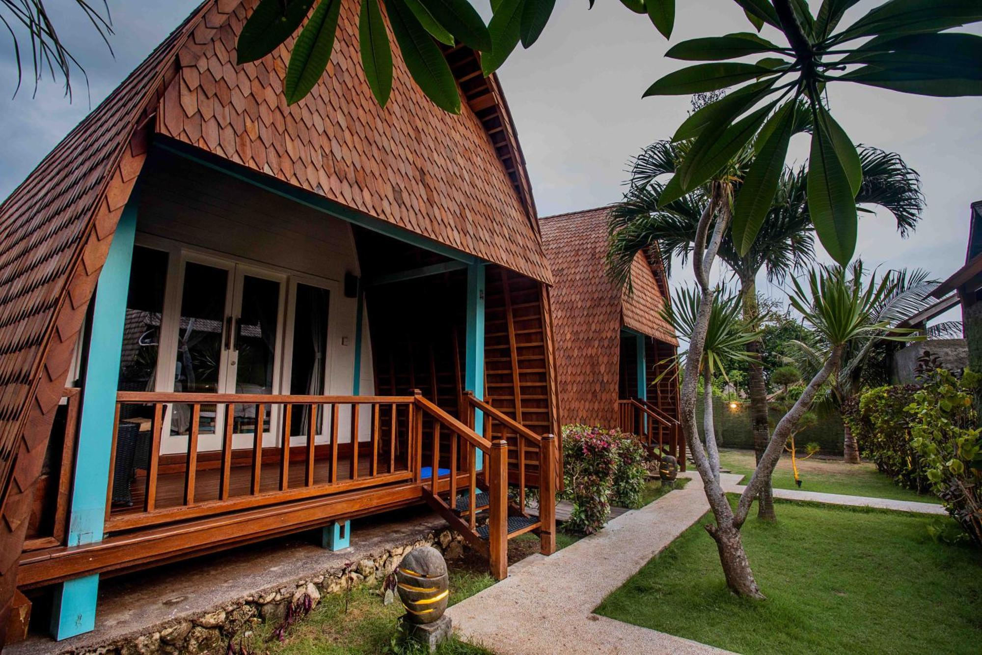 Water Blow Huts Lembongan Exterior photo
