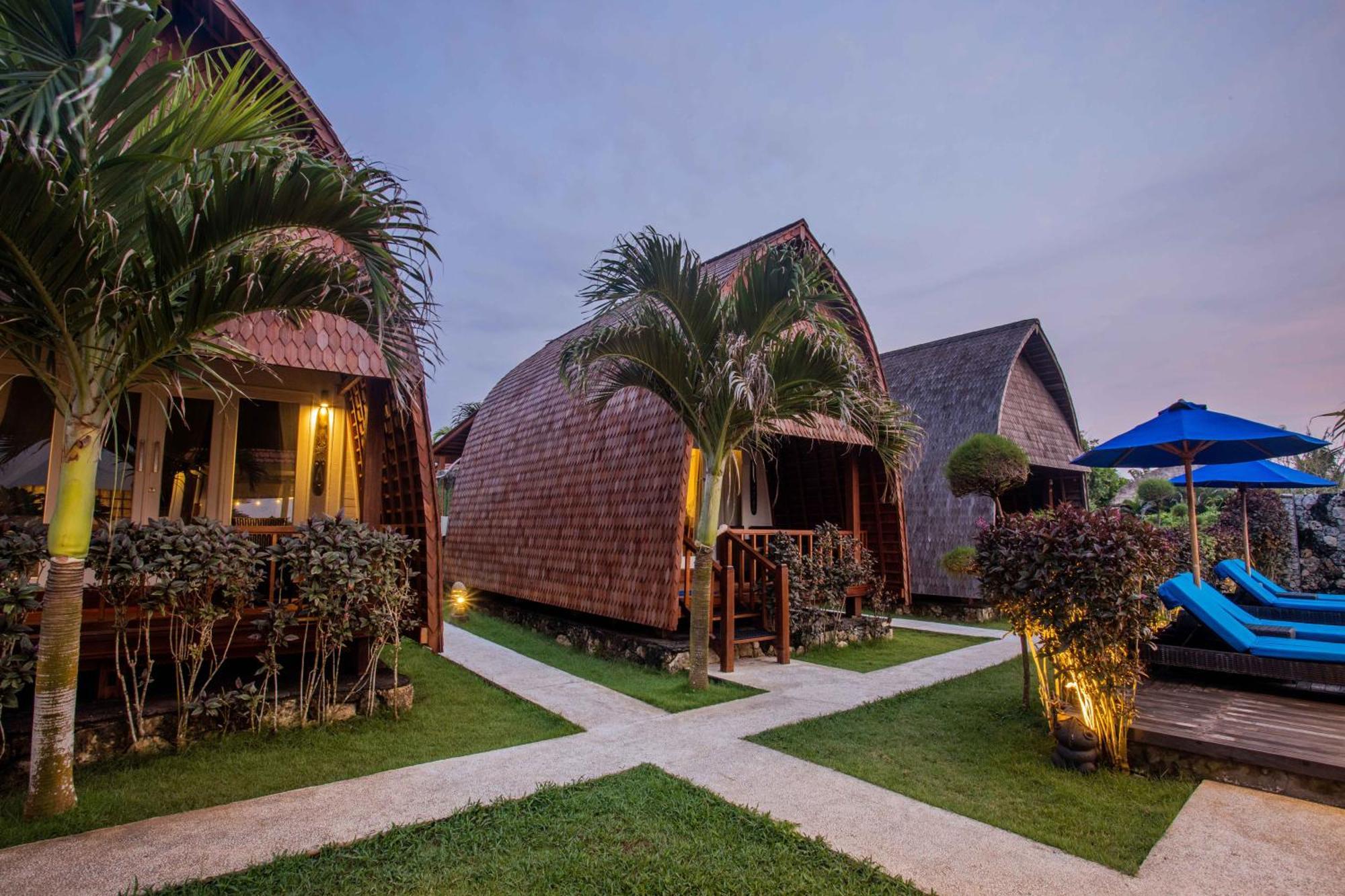 Water Blow Huts Lembongan Exterior photo