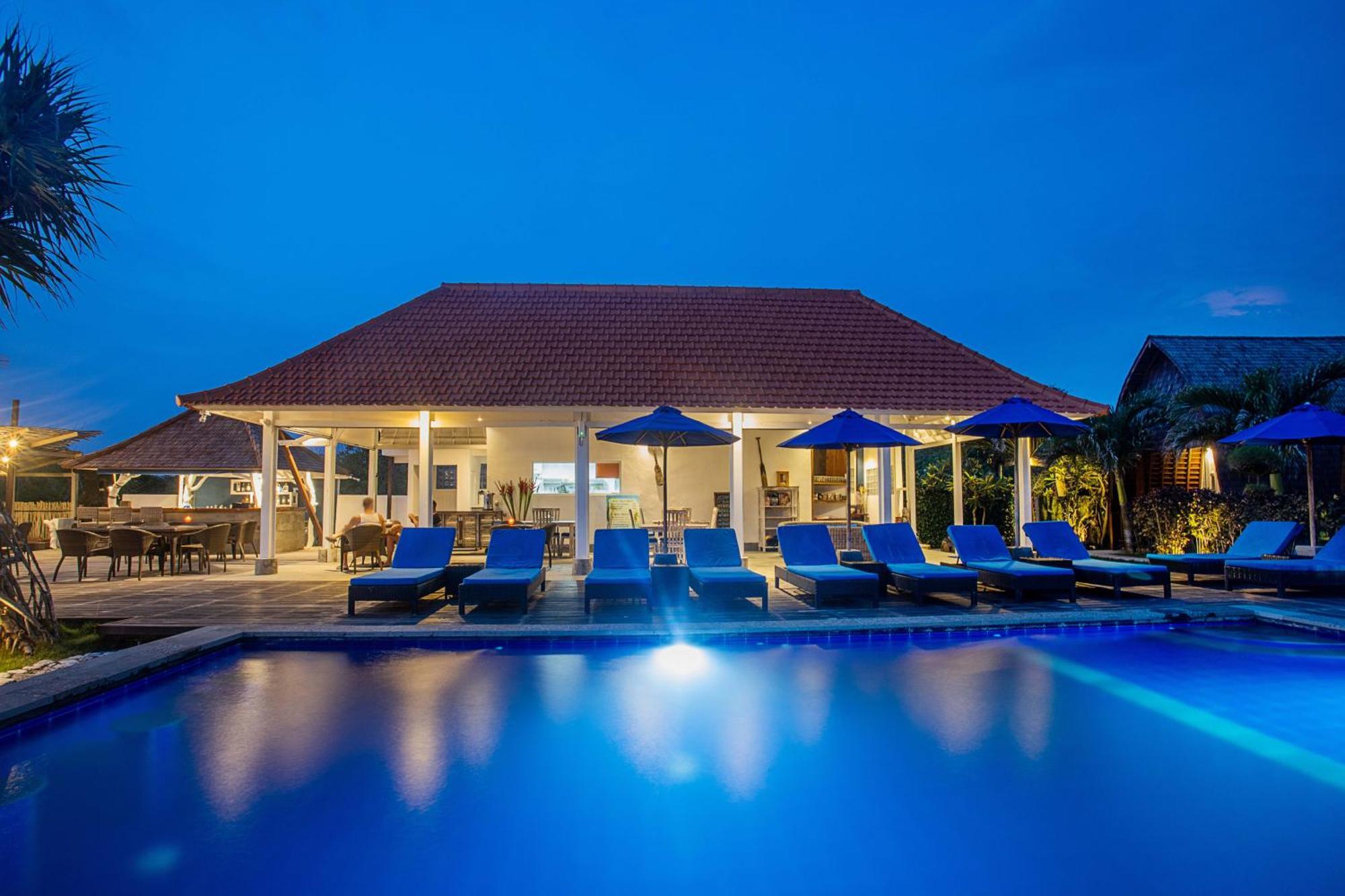 Water Blow Huts Lembongan Exterior photo