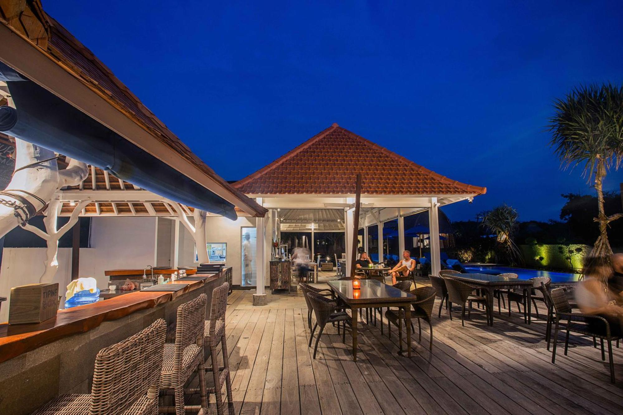Water Blow Huts Lembongan Exterior photo
