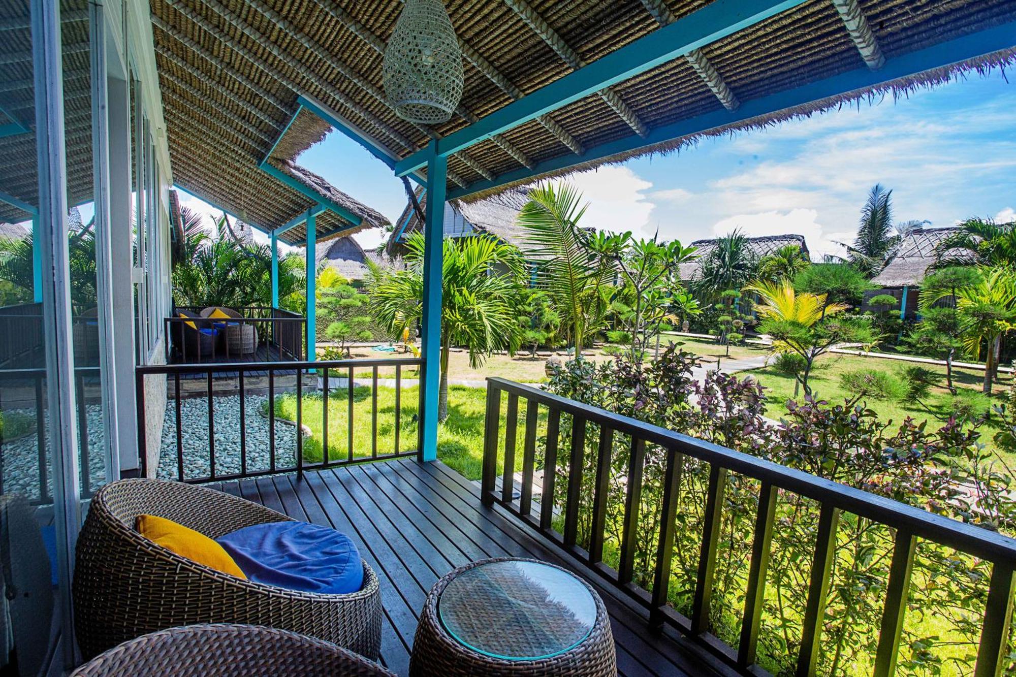 Water Blow Huts Lembongan Exterior photo